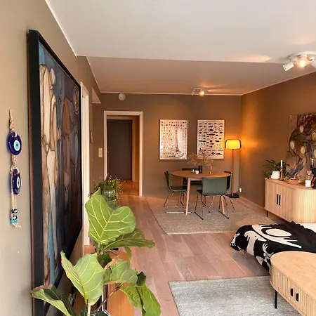 Lejlighed Close To The Center, Modern