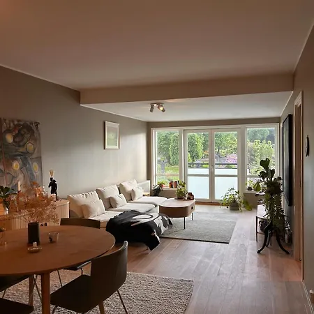 Close To The Center, Modern